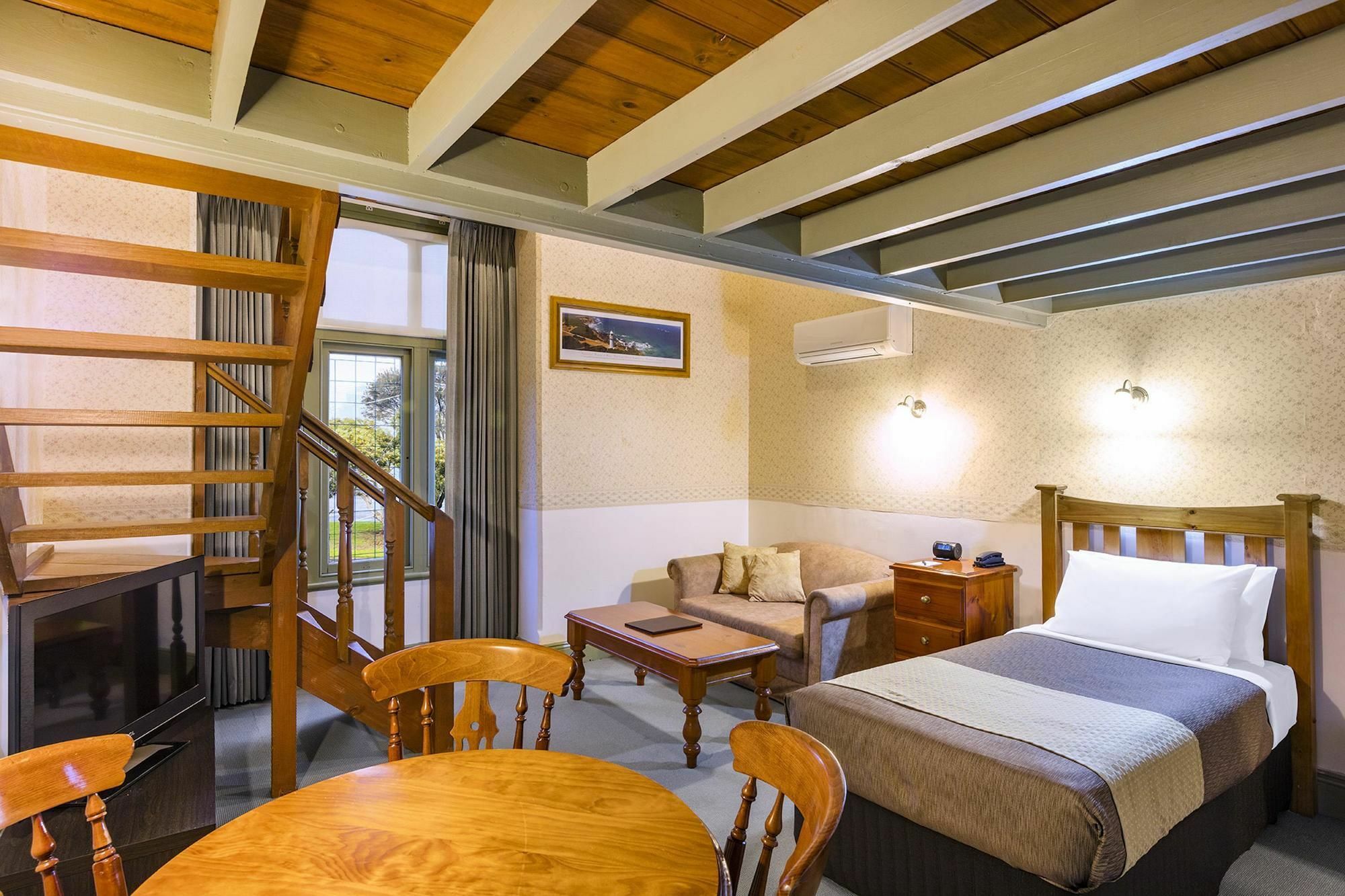 Best Western Olde Maritime Motor Inn Варрнамбул Экстерьер фото